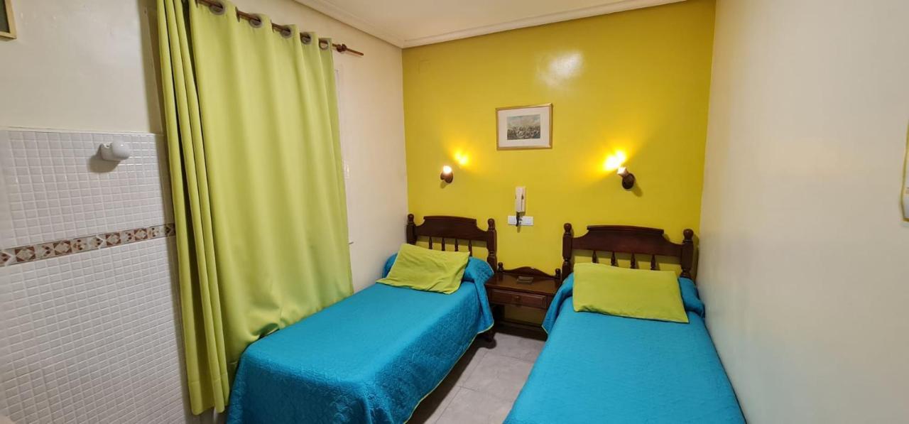 Hostal Ramon Y Cajal Valladolid Dış mekan fotoğraf
