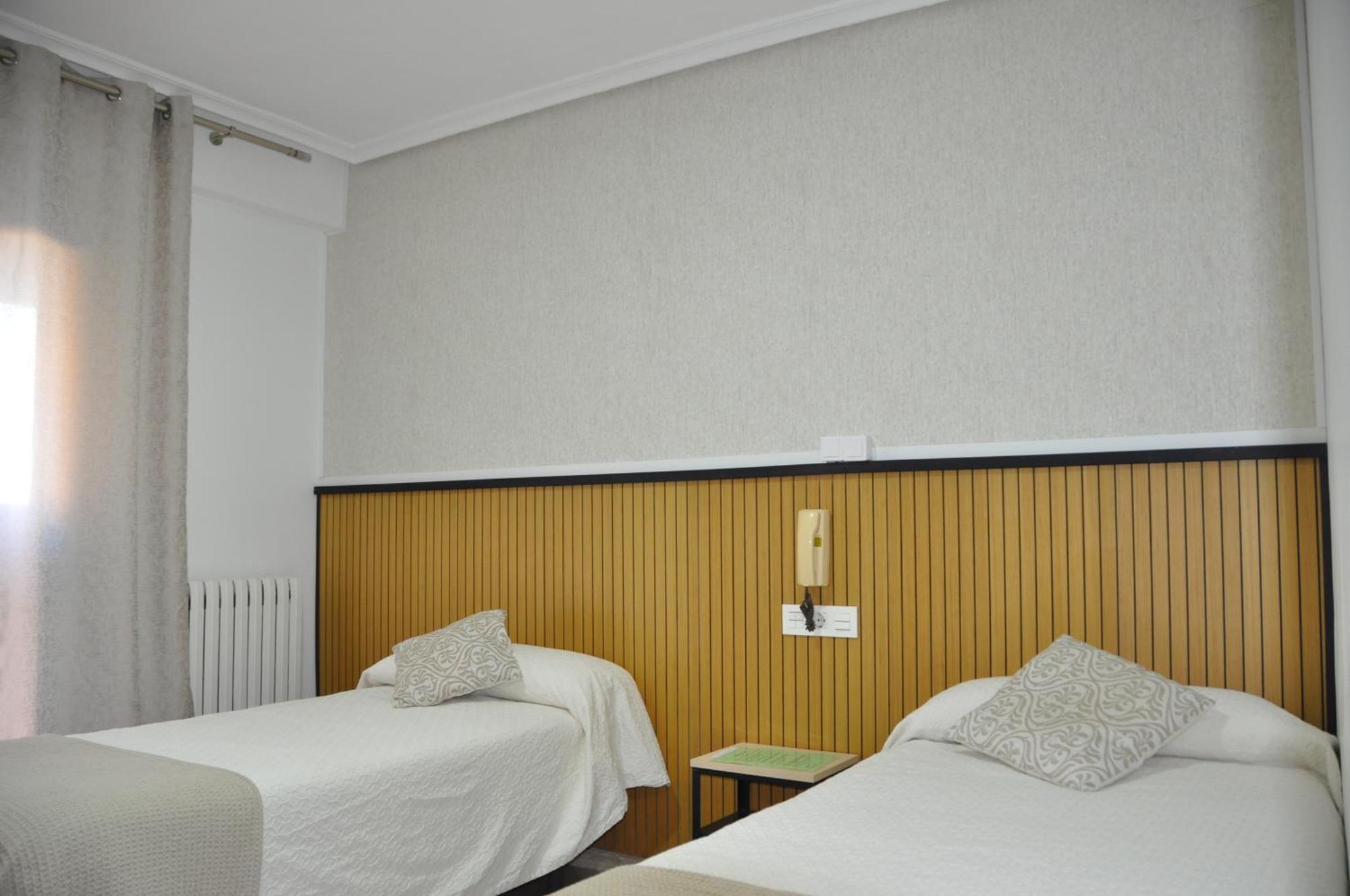 Hostal Ramon Y Cajal Valladolid Dış mekan fotoğraf