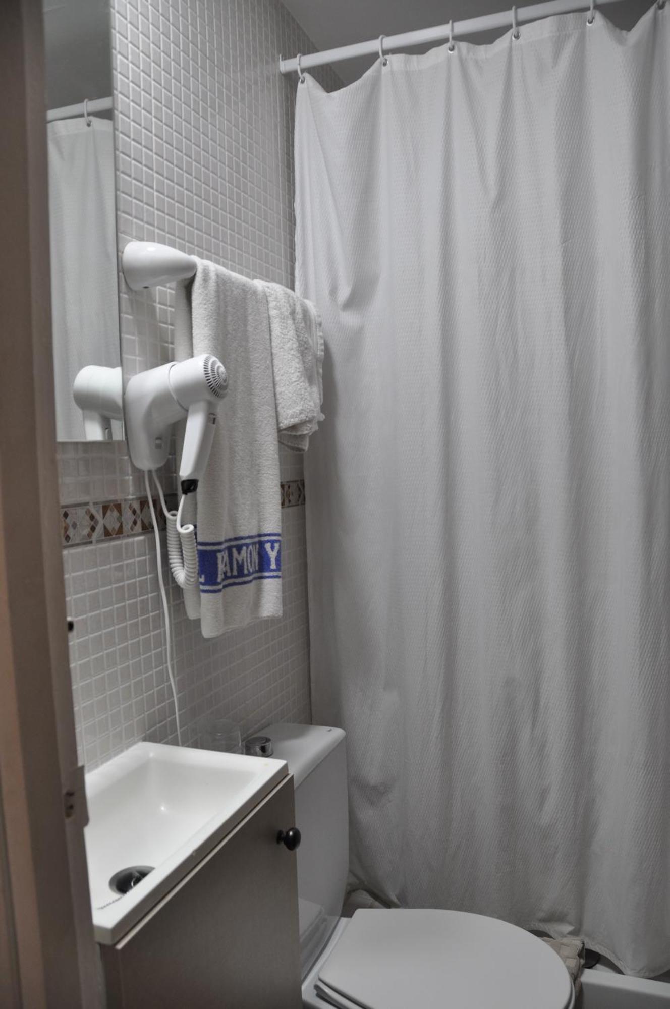 Hostal Ramon Y Cajal Valladolid Dış mekan fotoğraf