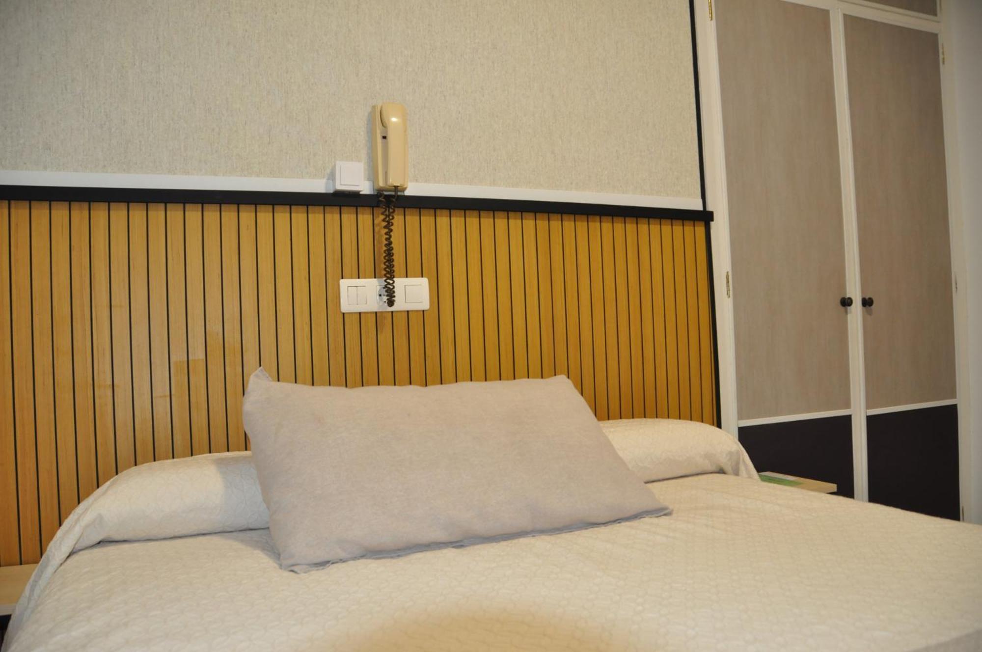 Hostal Ramon Y Cajal Valladolid Dış mekan fotoğraf