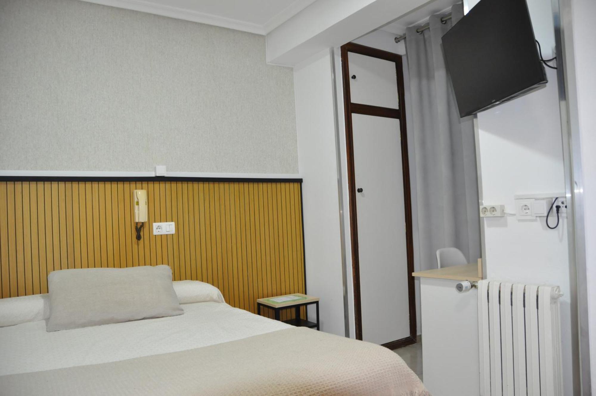 Hostal Ramon Y Cajal Valladolid Dış mekan fotoğraf