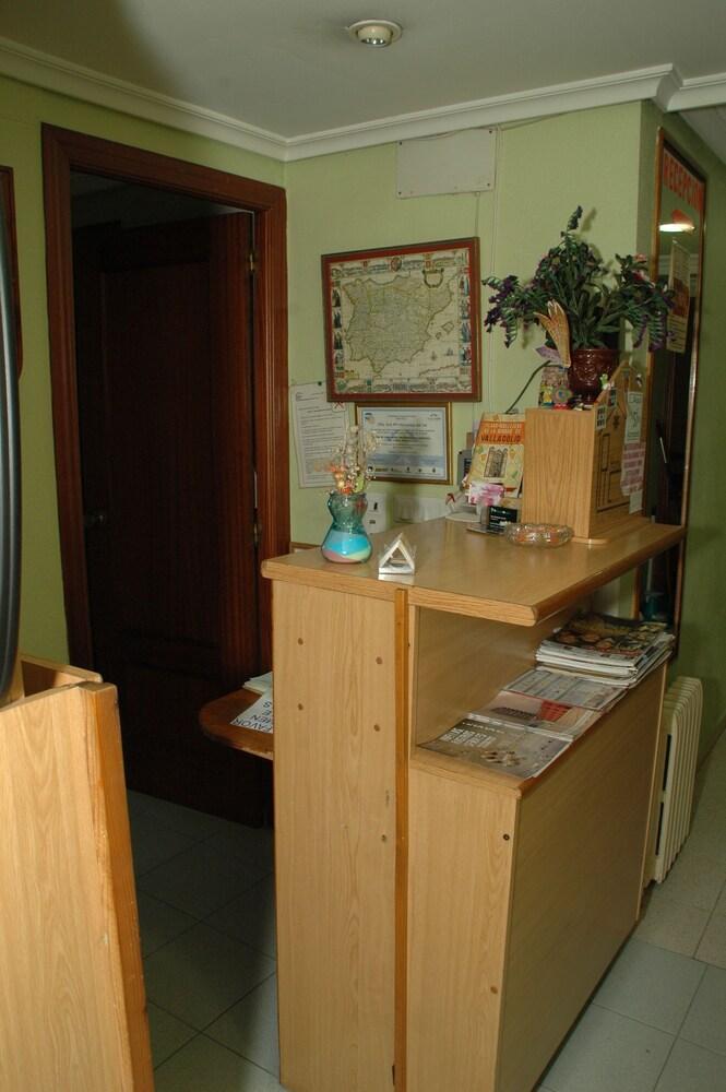 Hostal Ramon Y Cajal Valladolid Dış mekan fotoğraf